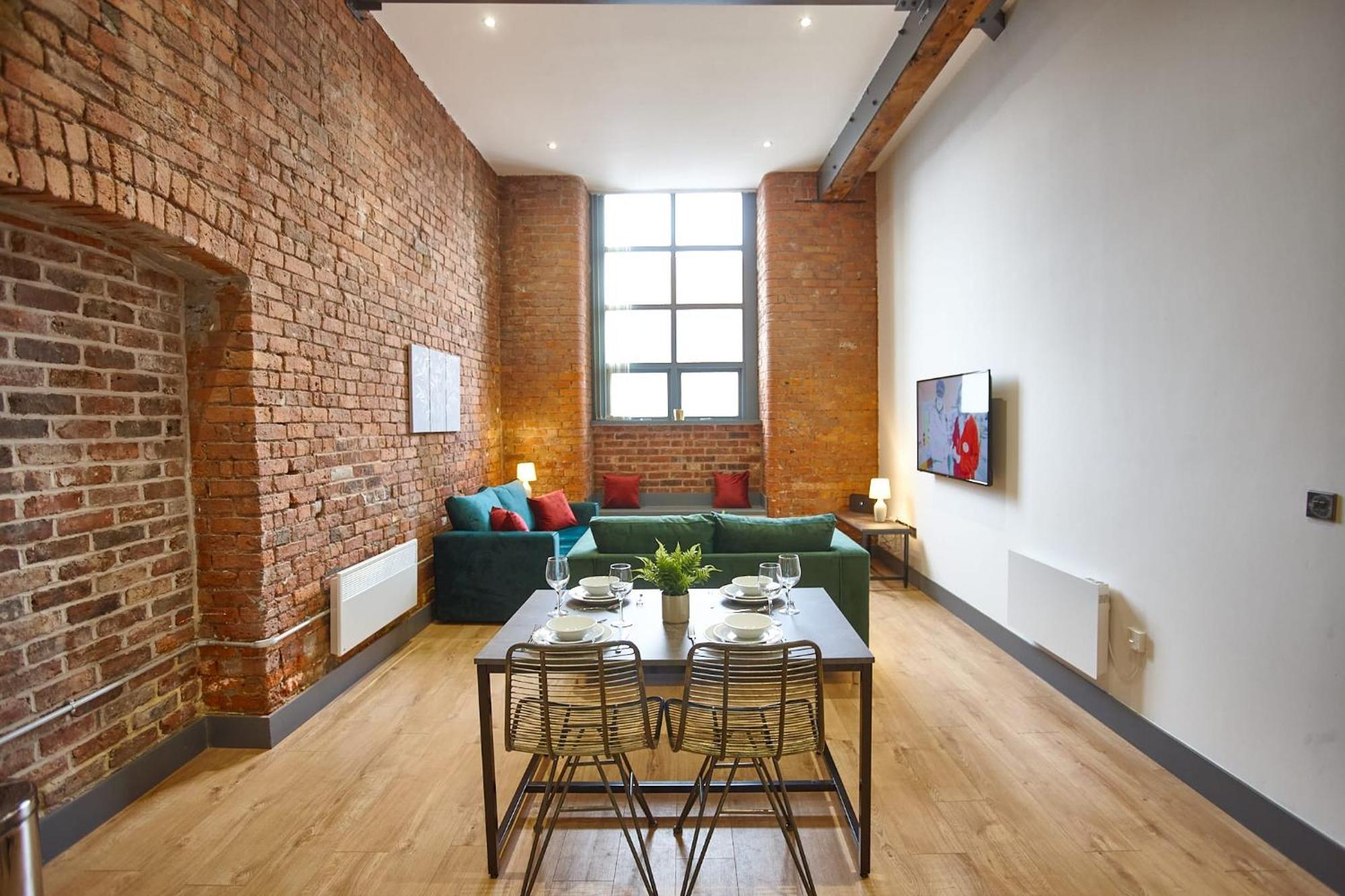 The Ruby Suite Manchester Exterior photo